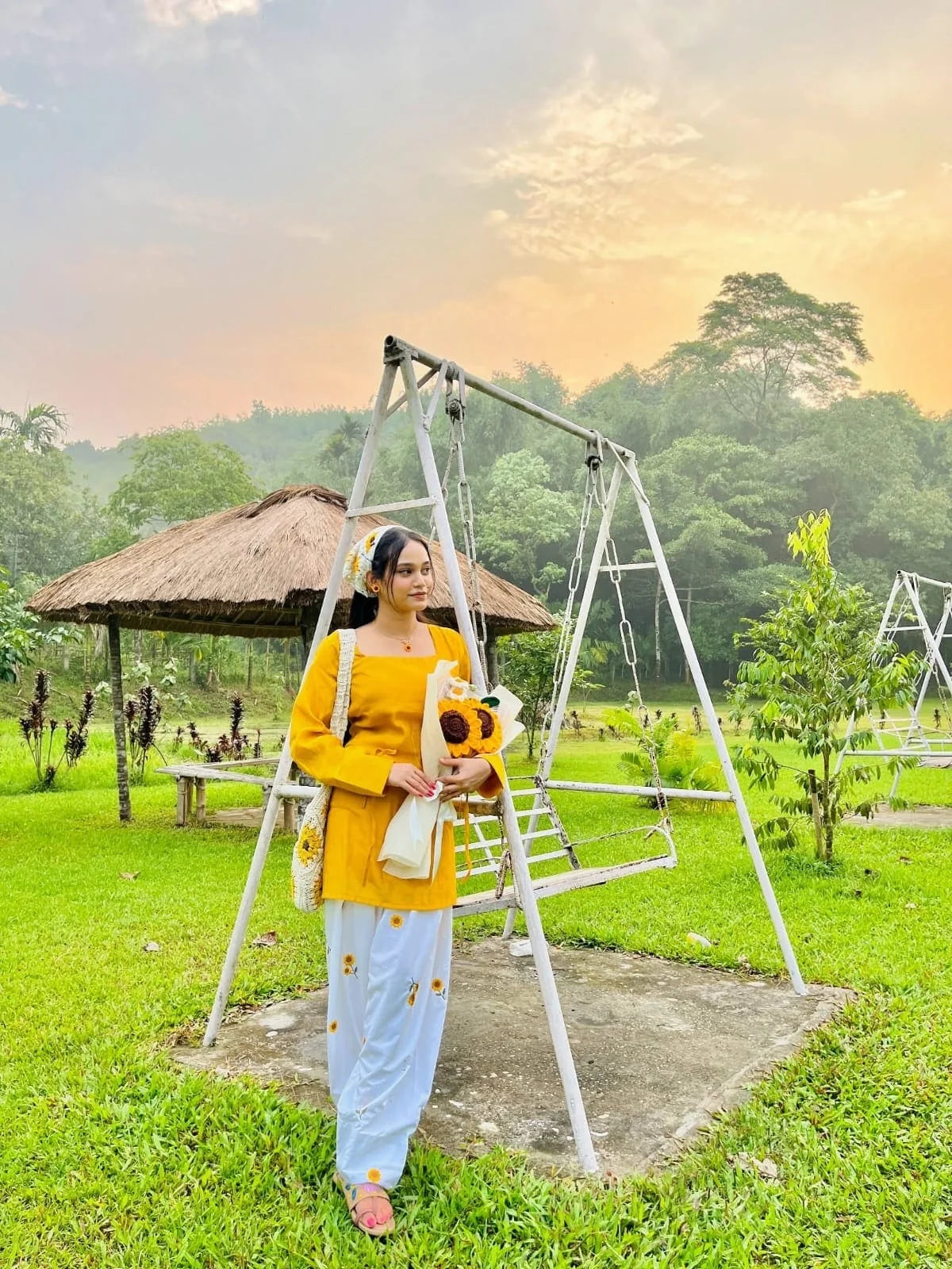 Sunshine Muse Yellow Kurta Pant Set