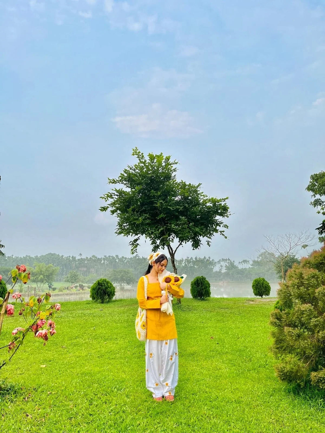 Sunshine Muse Yellow Kurta Pant Set